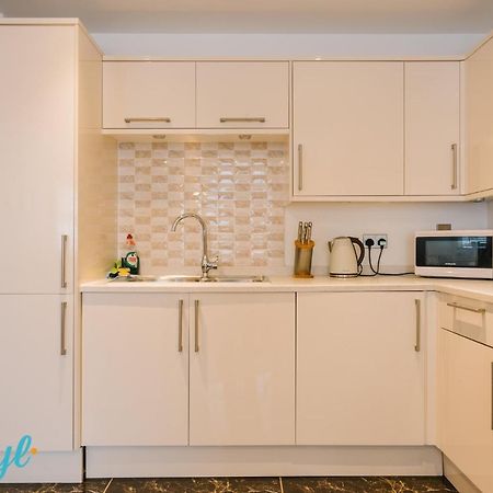 דירות The Flat 2 By Sheryl - Stone Throw To Northampton Gen Hosp & Town Centre מראה חיצוני תמונה
